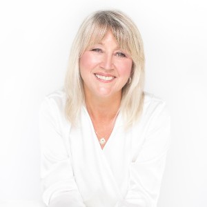 JANICE MACAULAY, Broker 